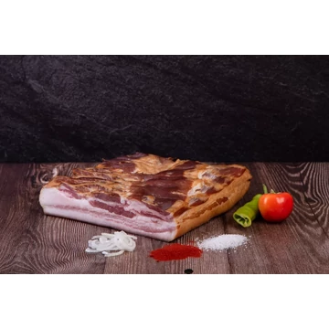 Tóalmási Füstölt Mangalica Kolozsvári szalonna 1,5 kg egészben