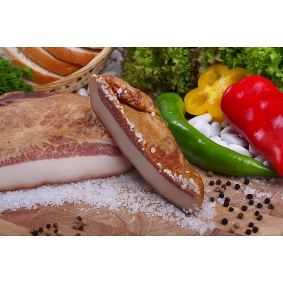 Tóalmási füstölt tokaszalonna (300g/db)